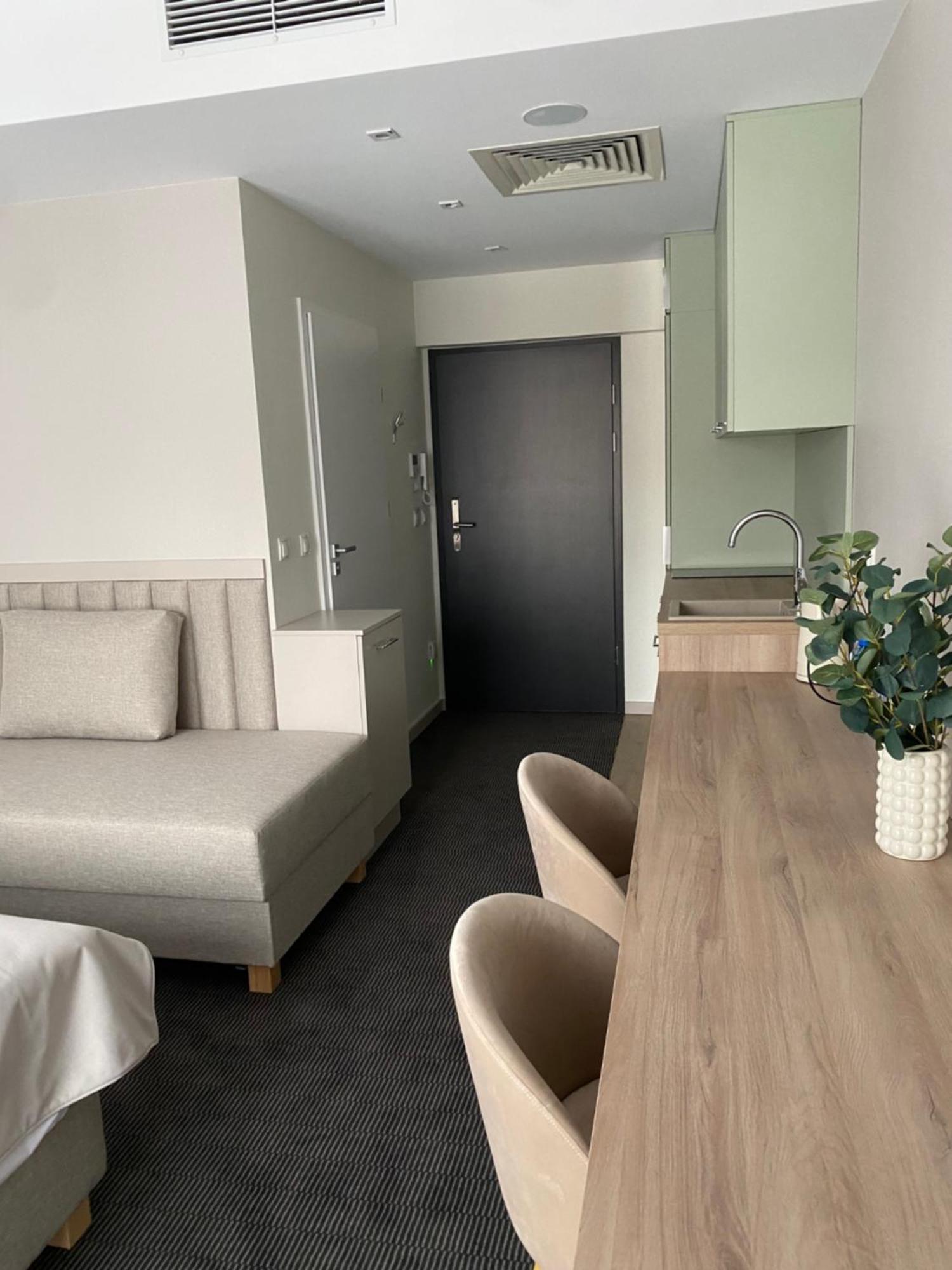Apartamenty Wolnosci 6 Self Check-In 24H Poznań Exterior foto